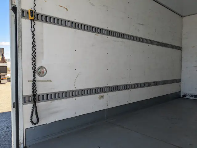 三菱 キャンター TKG-FEB50(2WD)の写真21