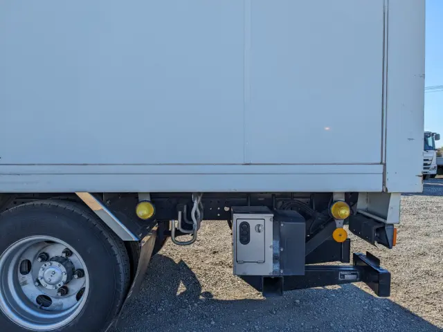 三菱 キャンター TKG-FEB50(2WD)の写真22