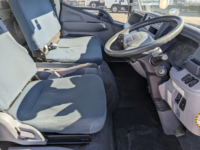 三菱 キャンター TKG-FEB50(2WD)の写真33