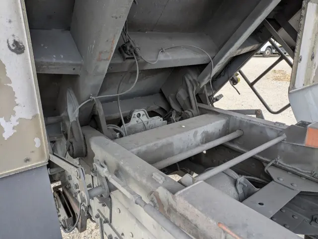 三菱 スーパーグレート QKG-FV60VY(6x4)の写真31