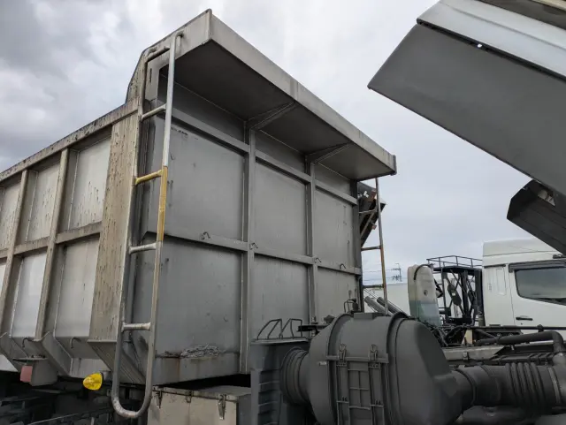 三菱 スーパーグレート QKG-FV60VY(6x4)の写真45