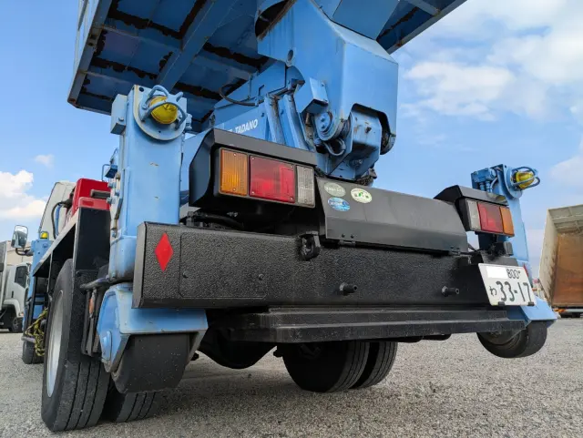 いすゞ エルフ SKG-NKR85YN(2WD)の写真7