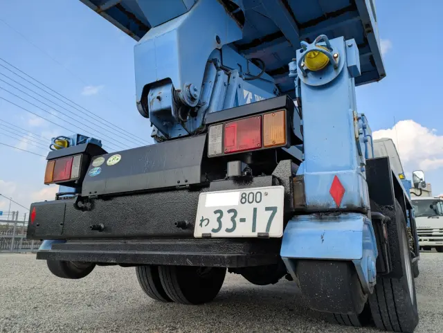 いすゞ エルフ SKG-NKR85YN(2WD)の写真9