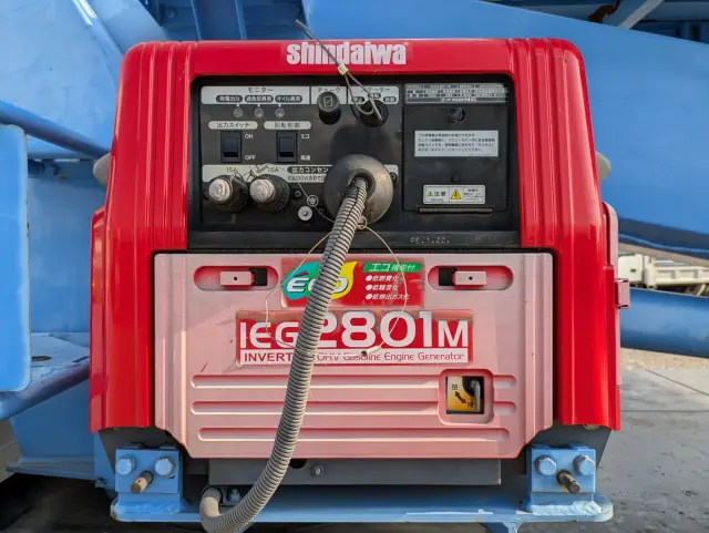 いすゞ エルフ SKG-NKR85YN(2WD)の写真15