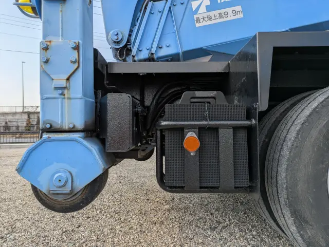 いすゞ エルフ SKG-NKR85YN(2WD)の写真17