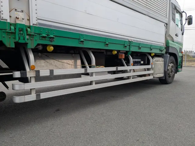 UD クオン QKG-CD5ZA(6x2)の写真18