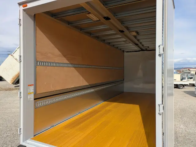 日野 レンジャー 2KG-FJ2ACG(2WD)の写真18