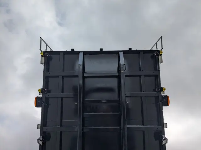 三菱 スーパーグレート 2PG-FV70HY(6x4)の写真32