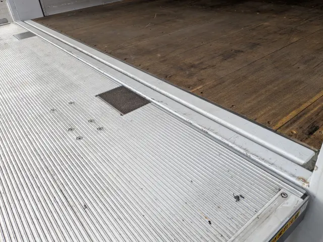 日野 レンジャー 2KG-FD2ABG(2WD)の写真15