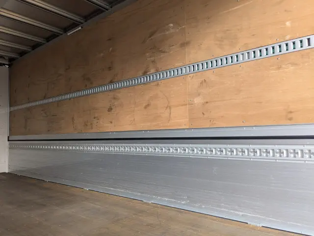 日野 レンジャー 2KG-FD2ABG(2WD)の写真16