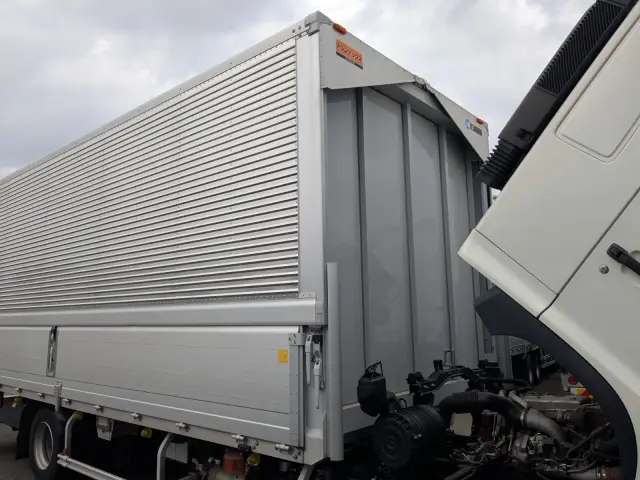 日野 レンジャー 2KG-FD2ABG(2WD)の写真45