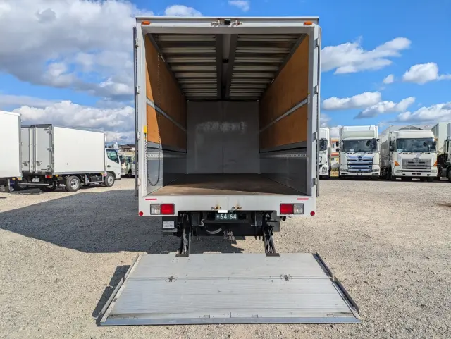 日野 レンジャー 2KG-FD2ABG(2WD)の写真11