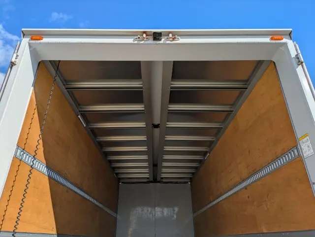 日野 レンジャー 2KG-FD2ABG(2WD)の写真12