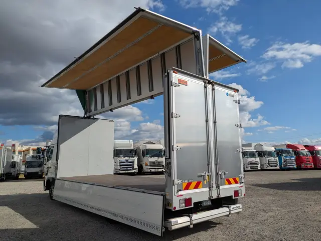 日野 レンジャー 2KG-FD2ABG(2WD)の写真37