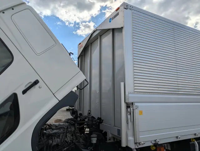 日野 レンジャー 2KG-FD2ABG(2WD)の写真47