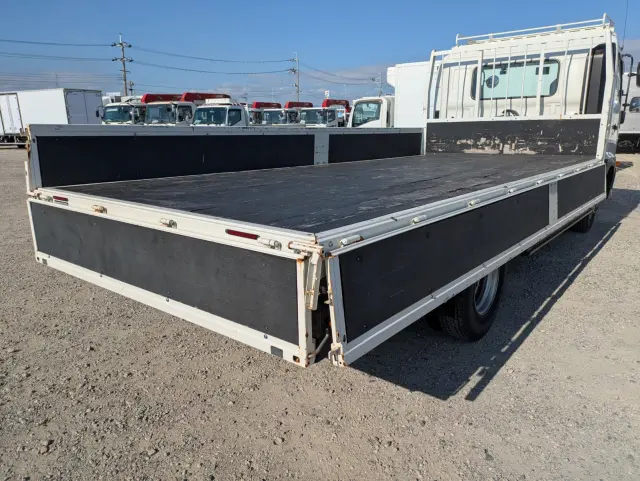 日野 レンジャー 2KG-FC2ABA(2WD)の写真17