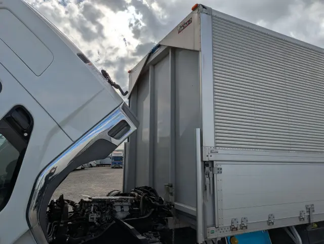 三菱 ファイター 2KG-FK61F(2WD)の写真41