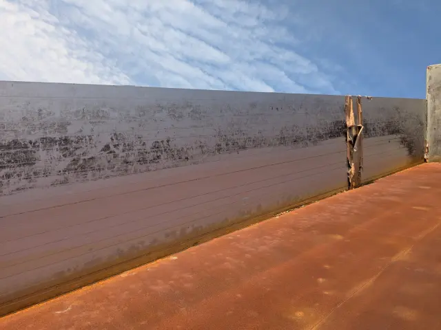 いすゞ ギガ PDG-CYM77R8(6x2)の写真13