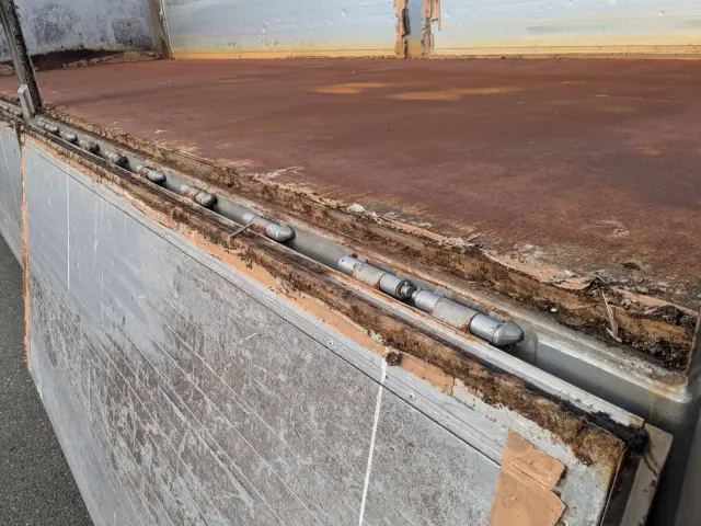 いすゞ ギガ PDG-CYM77R8(6x2)の写真33