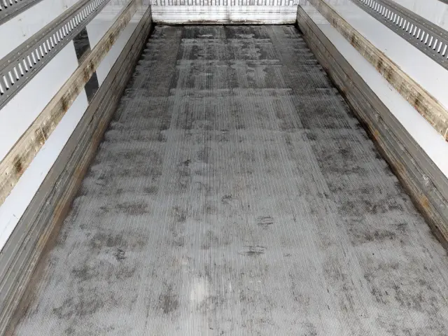 日野 レンジャー 2KG-FC2ABA(2WD)の写真21