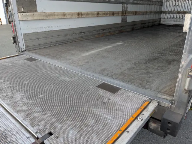 日野 レンジャー 2KG-FC2ABA(2WD)の写真33