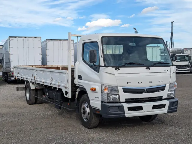 三菱 キャンター 2PG-FED90(2WD)の写真3