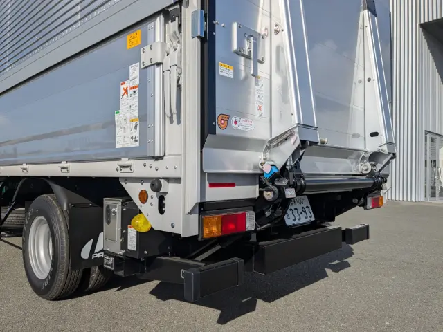 三菱 キャンター 2RG-FEB50(2WD)の写真5