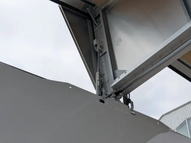 三菱 キャンター 2RG-FEB50(2WD)の写真30