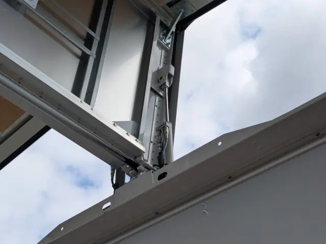 三菱 キャンター 2RG-FEB50(2WD)の写真34