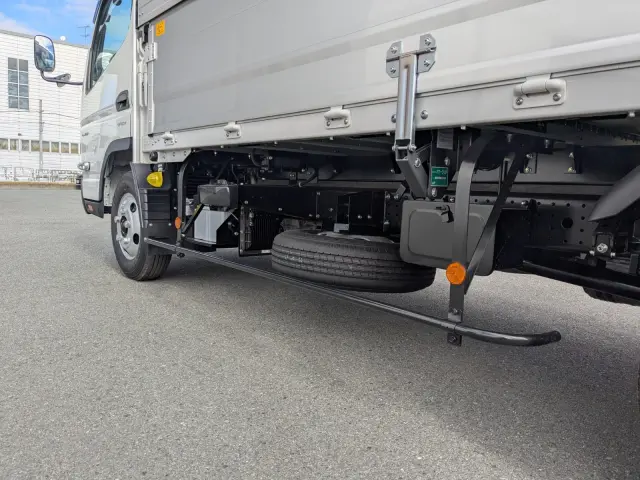 三菱 キャンター 2RG-FEB50(2WD)の写真12