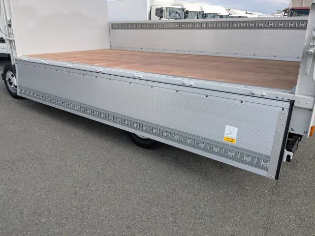 三菱 キャンター 2RG-FEB50(2WD)の写真28