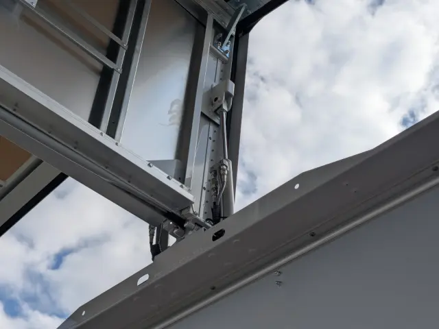 三菱 キャンター 2RG-FEB50(2WD)の写真31