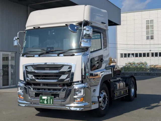 いすゞ ギガ 2RG-EK5DAB(2WD)の写真1