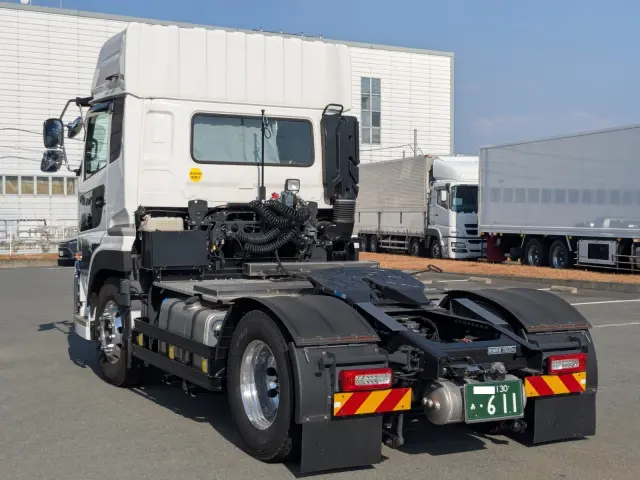 いすゞ ギガ 2RG-EK5DAB(2WD)の写真4