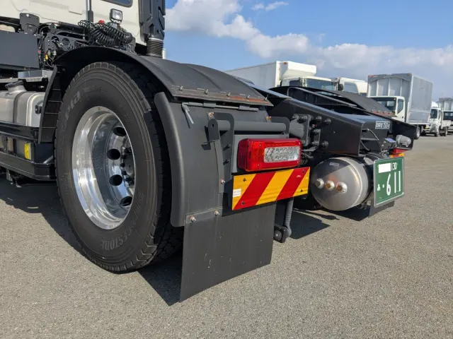 いすゞ ギガ 2RG-EK5DAB(2WD)の写真6