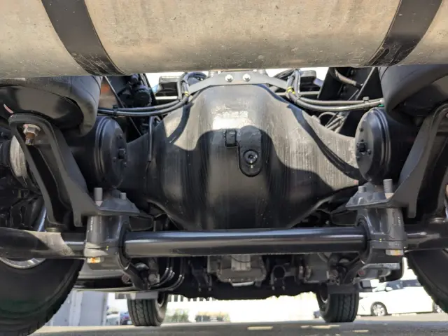 いすゞ ギガ 2RG-EK5DAB(2WD)の写真12