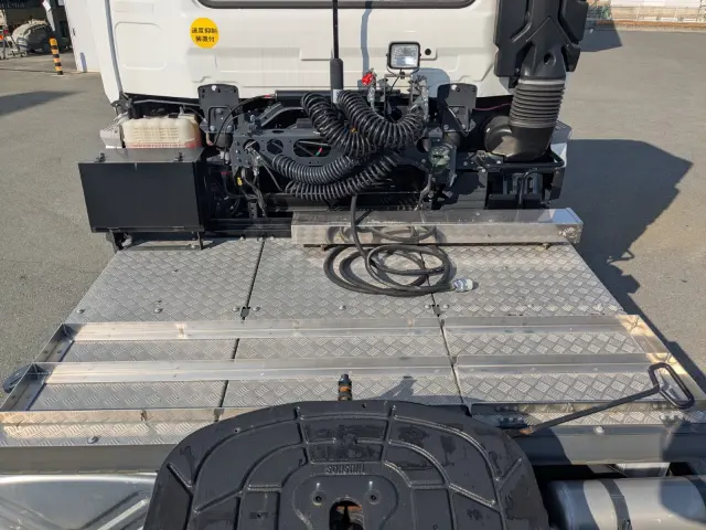 いすゞ ギガ 2RG-EK5DAB(2WD)の写真17