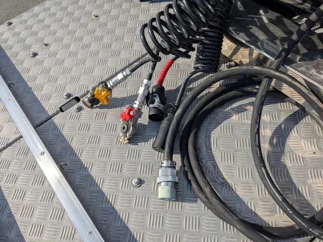 いすゞ ギガ 2RG-EK5DAB(2WD)の写真18