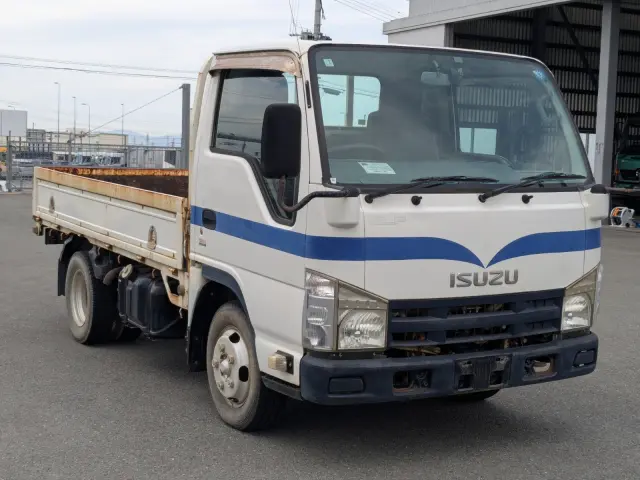 いすゞ エルフ SKG-NJR85A(2WD)の写真3