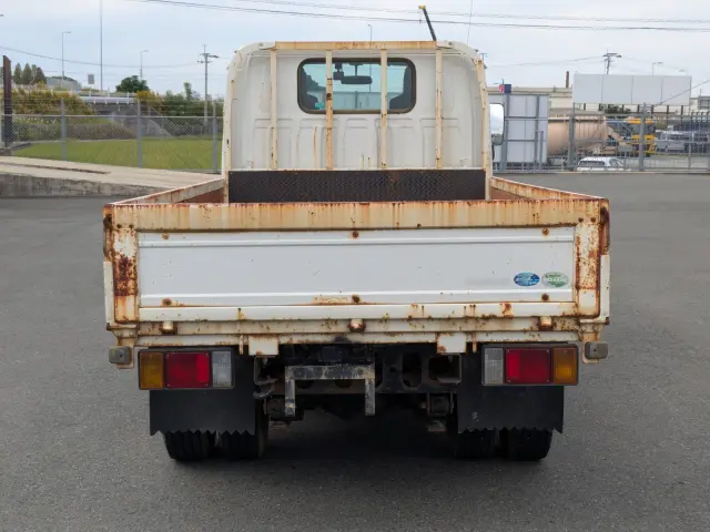 いすゞ エルフ SKG-NJR85A(2WD)の写真8