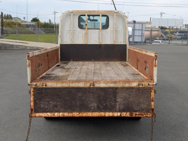 いすゞ エルフ SKG-NJR85A(2WD)の写真9