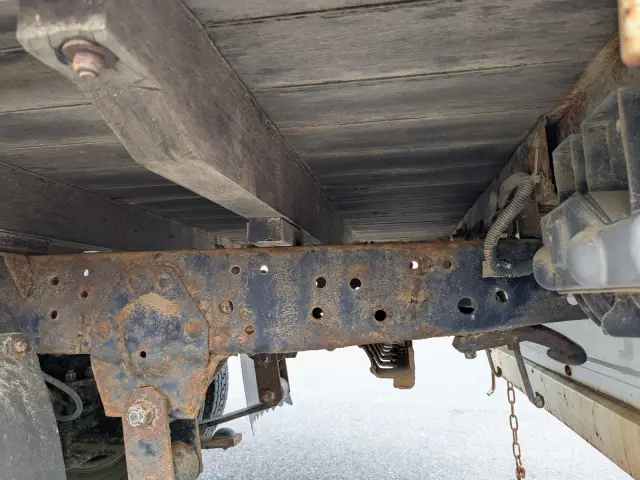 いすゞ エルフ SKG-NJR85A(2WD)の写真10