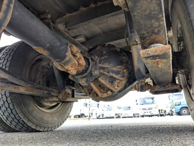 いすゞ エルフ SKG-NJR85A(2WD)の写真11