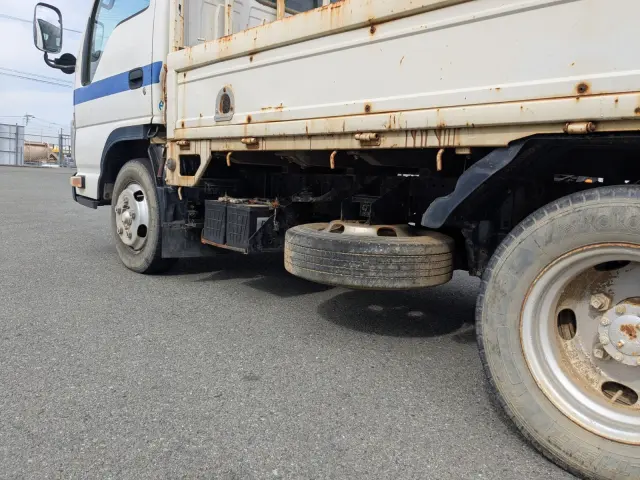 いすゞ エルフ SKG-NJR85A(2WD)の写真12