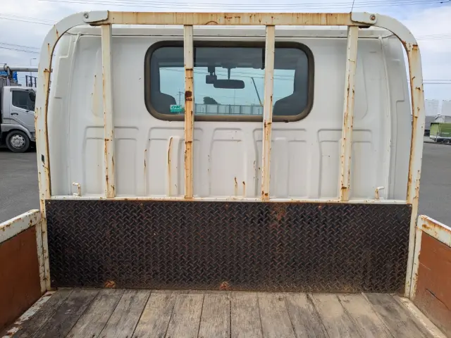 いすゞ エルフ SKG-NJR85A(2WD)の写真17