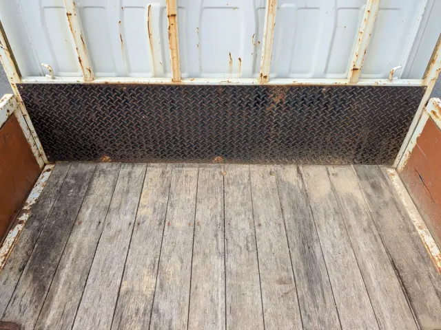 いすゞ エルフ SKG-NJR85A(2WD)の写真18