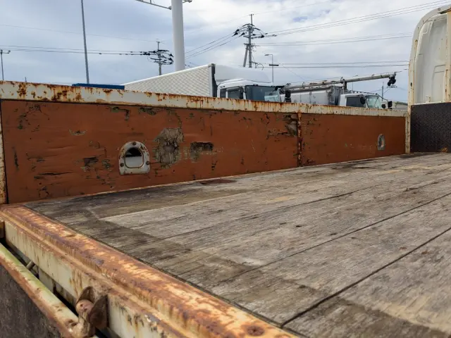 いすゞ エルフ SKG-NJR85A(2WD)の写真23