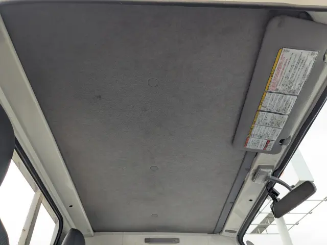 いすゞ エルフ SKG-NJR85A(2WD)の写真24