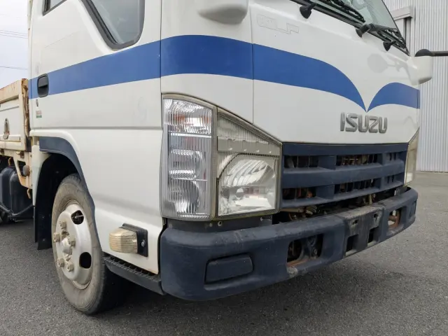 いすゞ エルフ SKG-NJR85A(2WD)の写真35