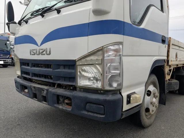 いすゞ エルフ SKG-NJR85A(2WD)の写真36